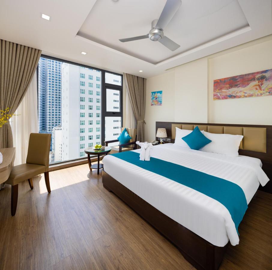 Sata Hotel На Транг Екстериор снимка