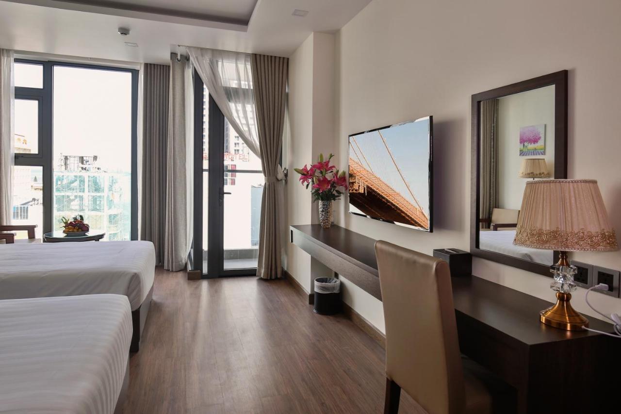 Sata Hotel На Транг Екстериор снимка