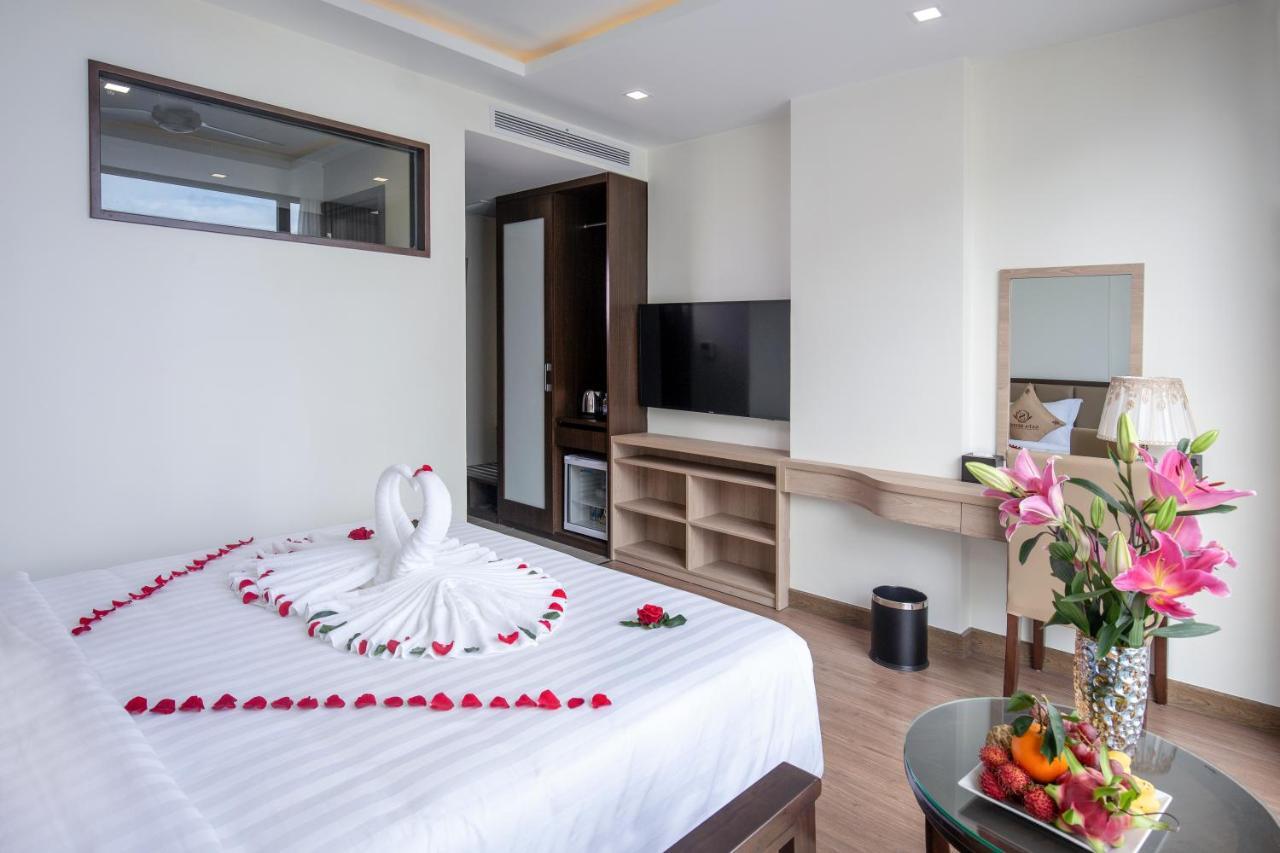 Sata Hotel На Транг Екстериор снимка